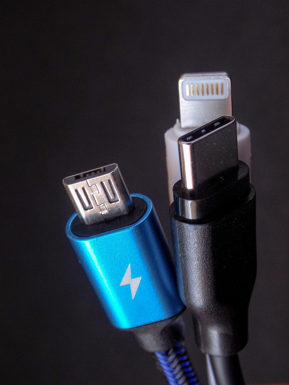 Dhunx charger & cables